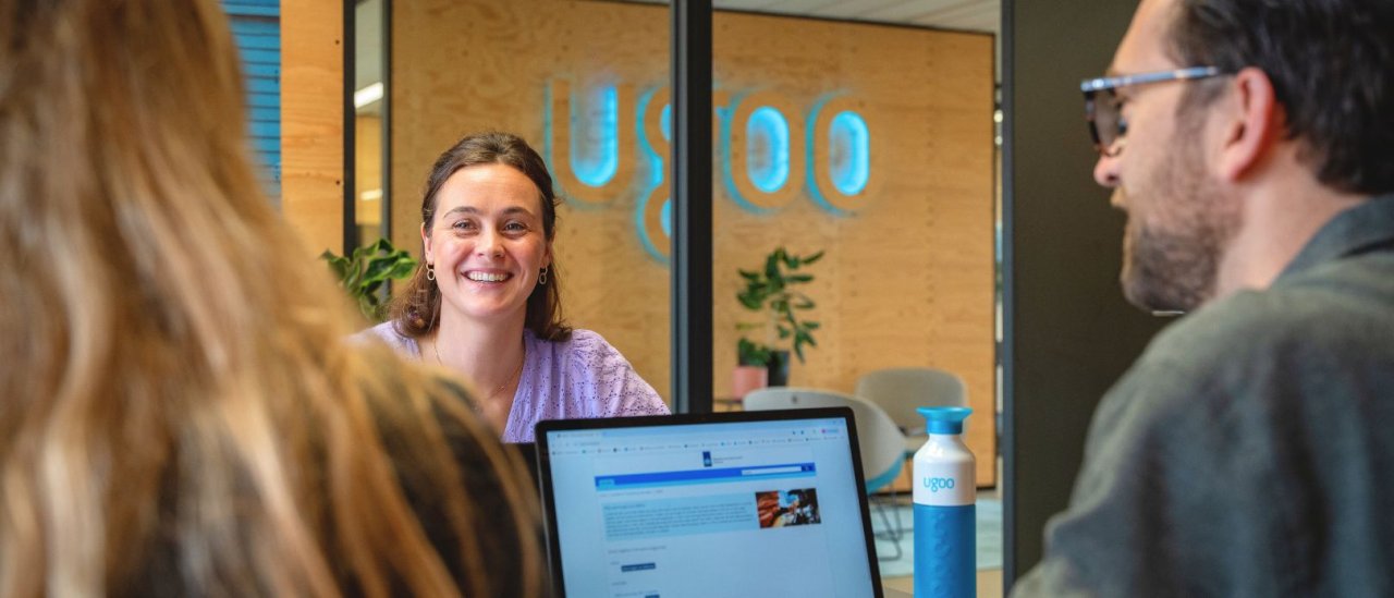 Consultant Carlijn overlegt over de WBSO.