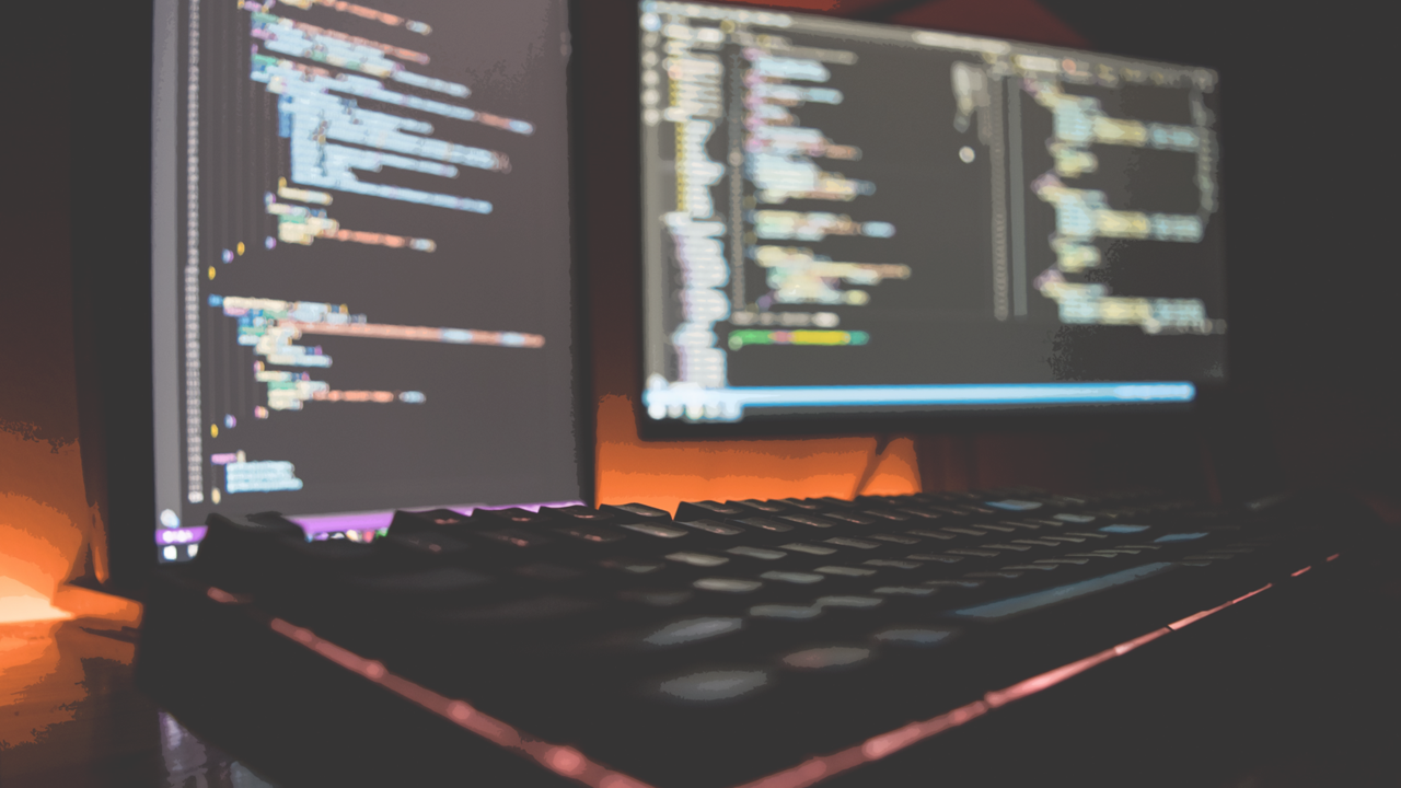 Afbeelding met computerschermen en toetsenbord, decoratief.
